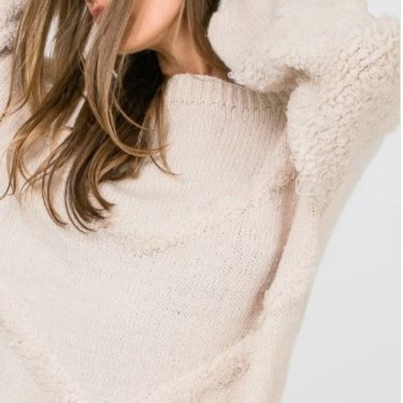 MADISON Textured Chevron stripe Oversized Sweater - Picture 2 of 3